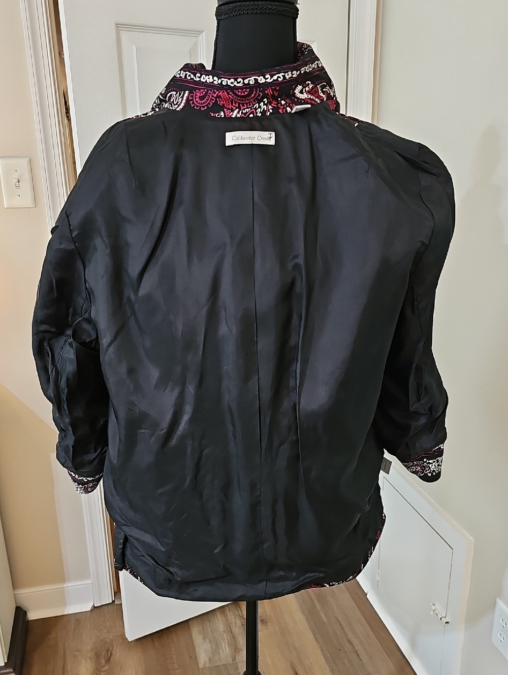 Jacket - Picture 13 of 16